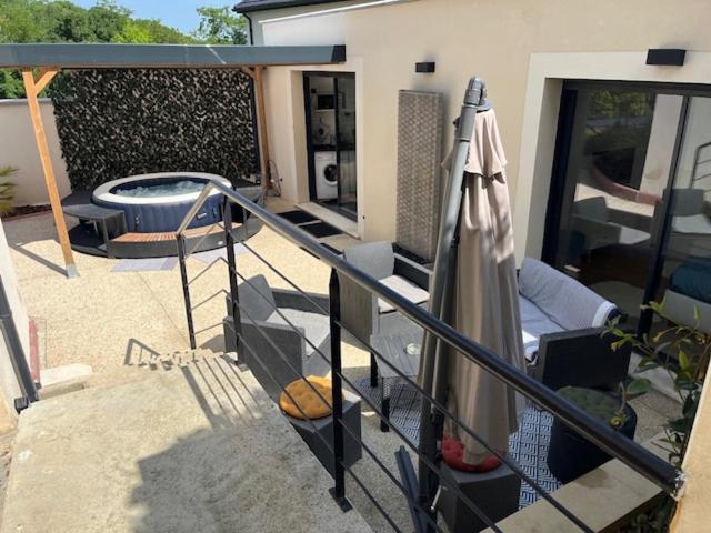 Apartment Independant Refait A Neuf Avec Jacuzzi Et Terrasse Privative Proximite Gare Viarmes